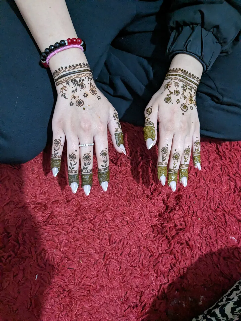Delicate minimal henna with dots and tiny florals