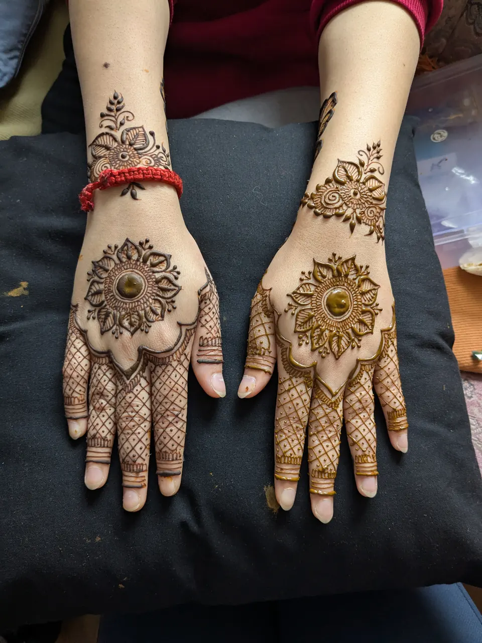 Sun mandala palm mehndi with mesh fingers